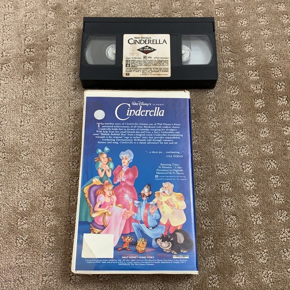 Walt Disney’s Cinderella Classic VHS and Box - Picture 4 of 4